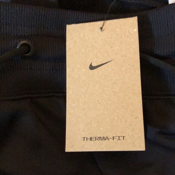 Nike Therma-Fit One High-Waisted Joggers - Picture 8 of 16